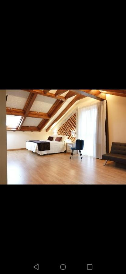 Mizmaya Ll Hotel Hoznayo Bagian luar foto